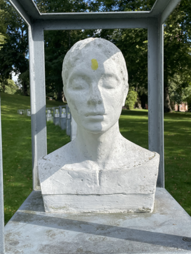 01f5d950-aa01-432c-b702-bbe43aad2c51