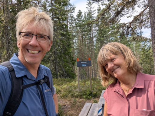 2323e848-335f-474b-8a44-88e2592354d4 2323e848-335f-474b-8a44-88e2592354d4