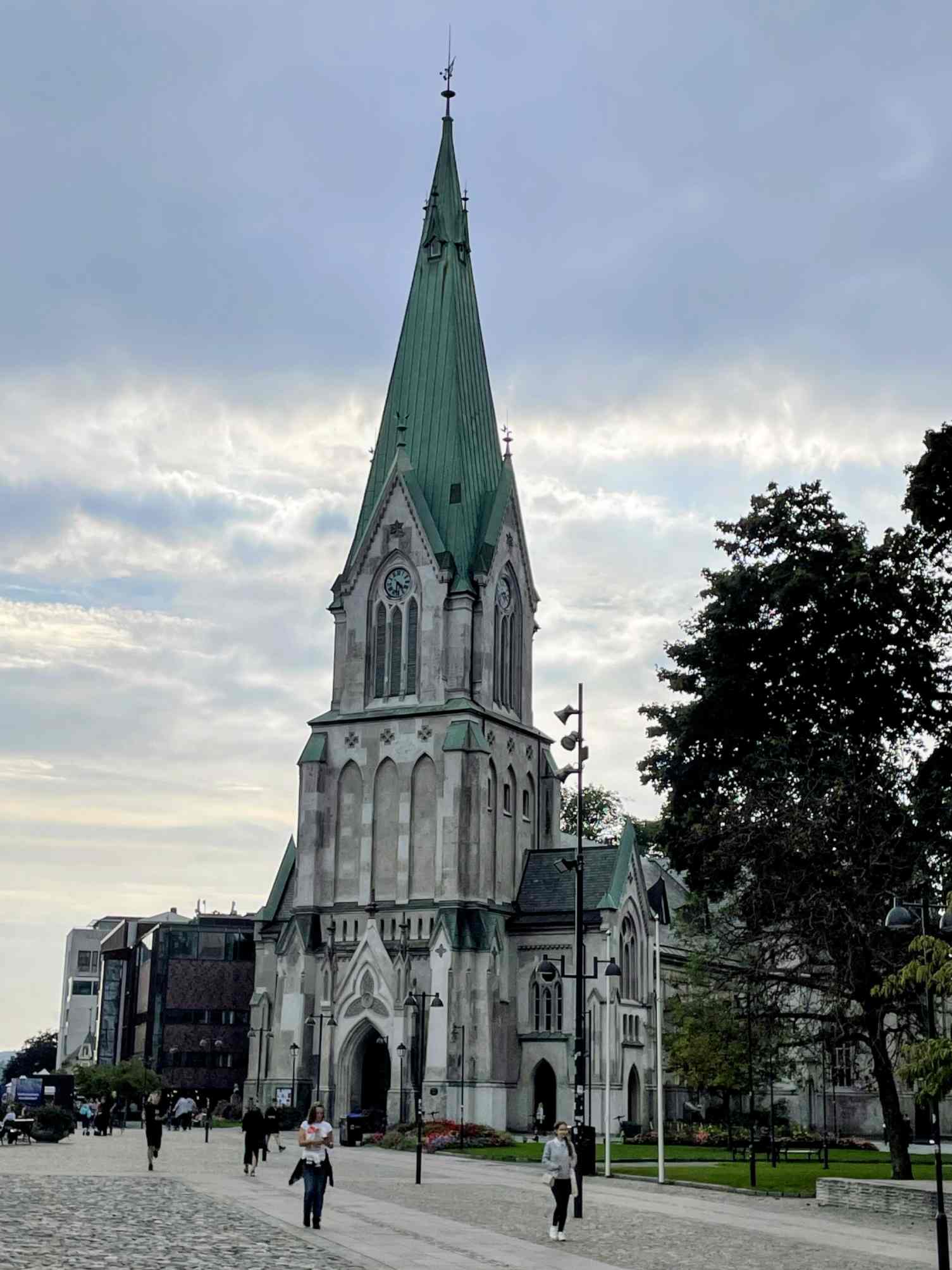 5015072f-7df9-4bac-840f-ecd917fb3848