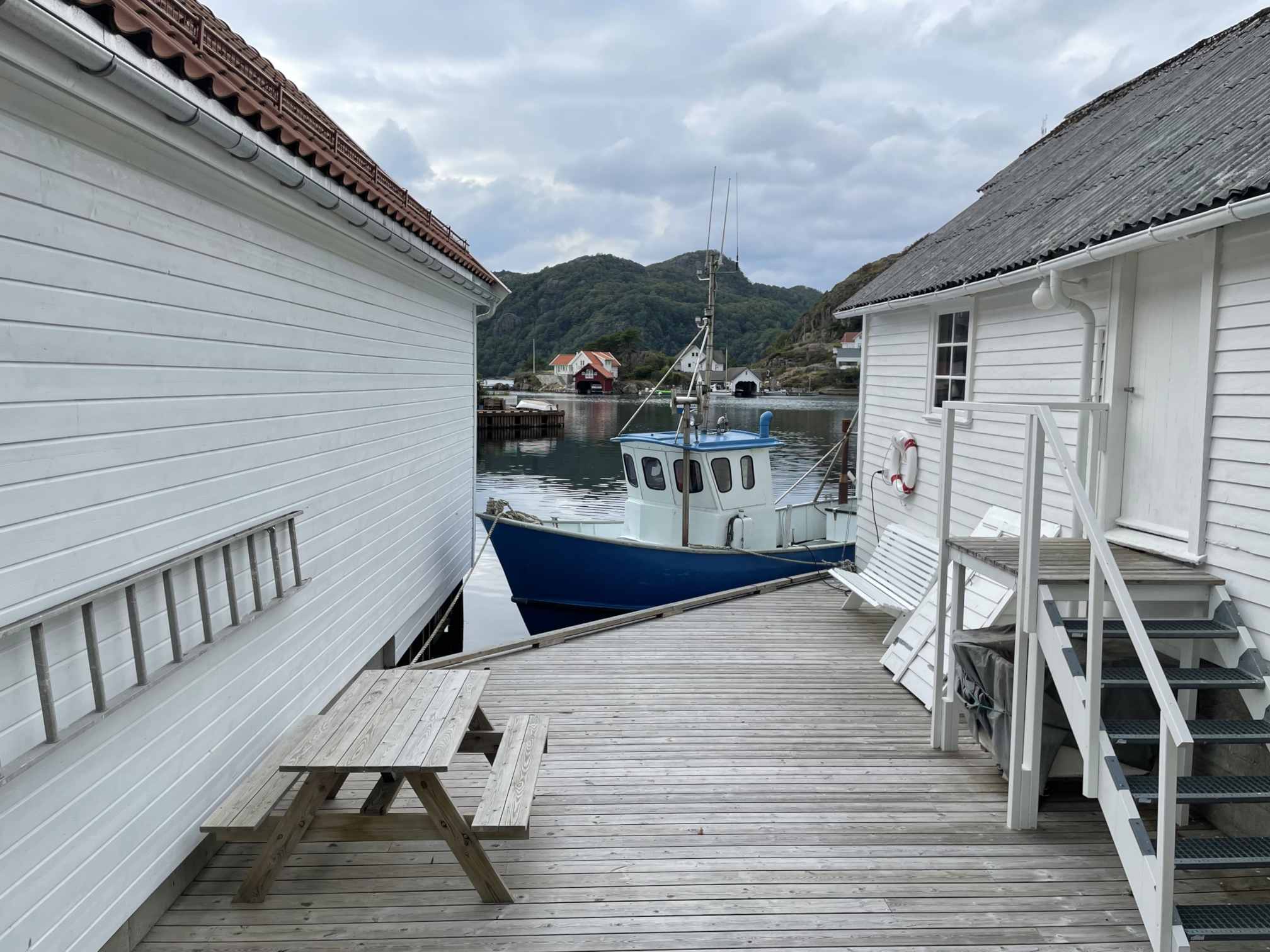 b54128de-b374-40ab-9c42-29c8a1132f34