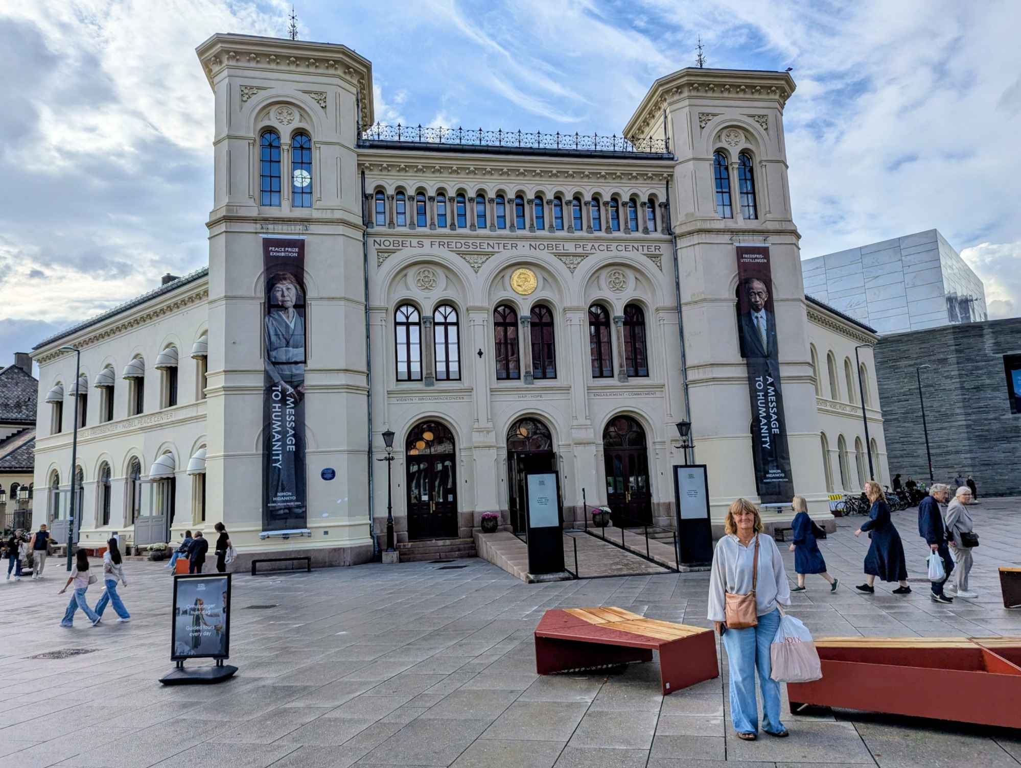 b80d80dd-bb52-44f5-98ab-9f316ed7543f